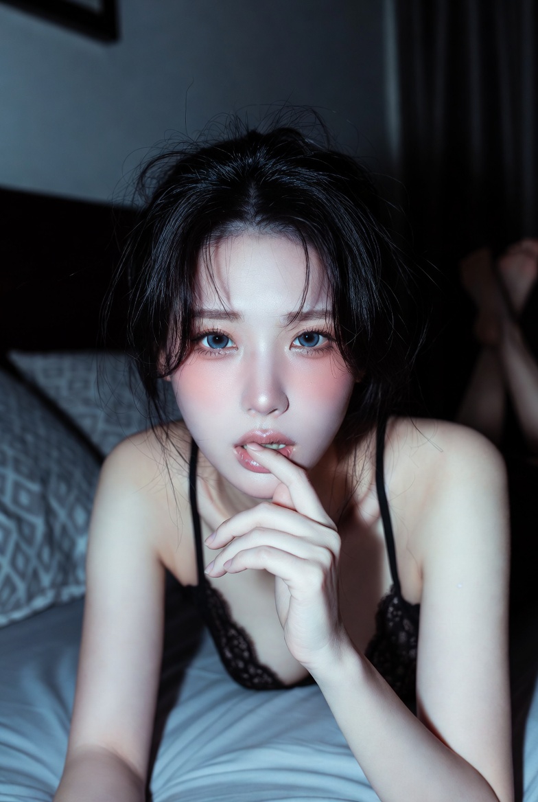 Nanobanana模型生成 纯欲风私房照 - AI绘画提示词参考