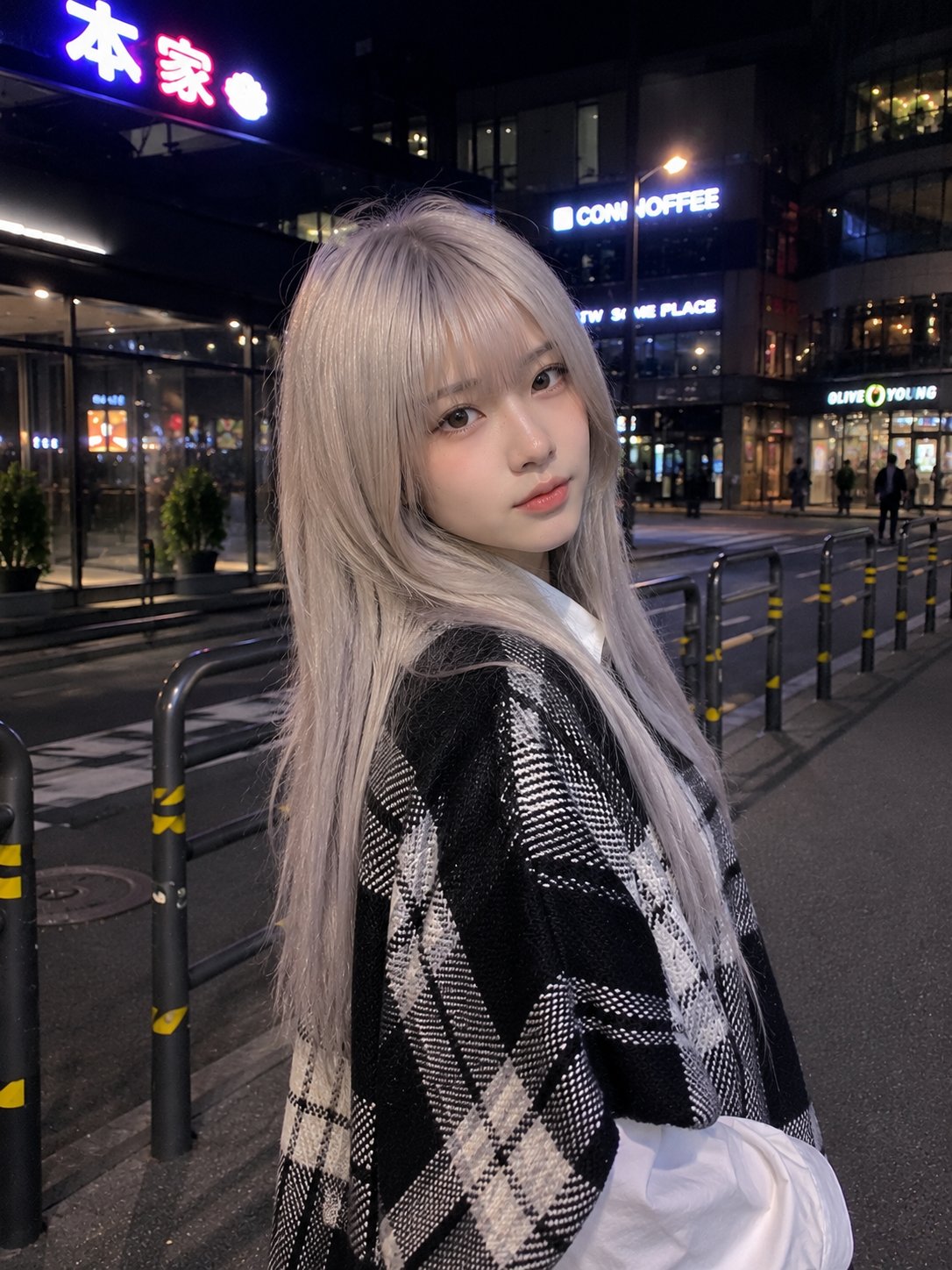 Nanobanana Pro 生成 超写实手机街拍白金发少女 - AI绘画提示词